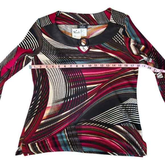 Multicolor Abstract Women's Top - Picture 4 of 7
